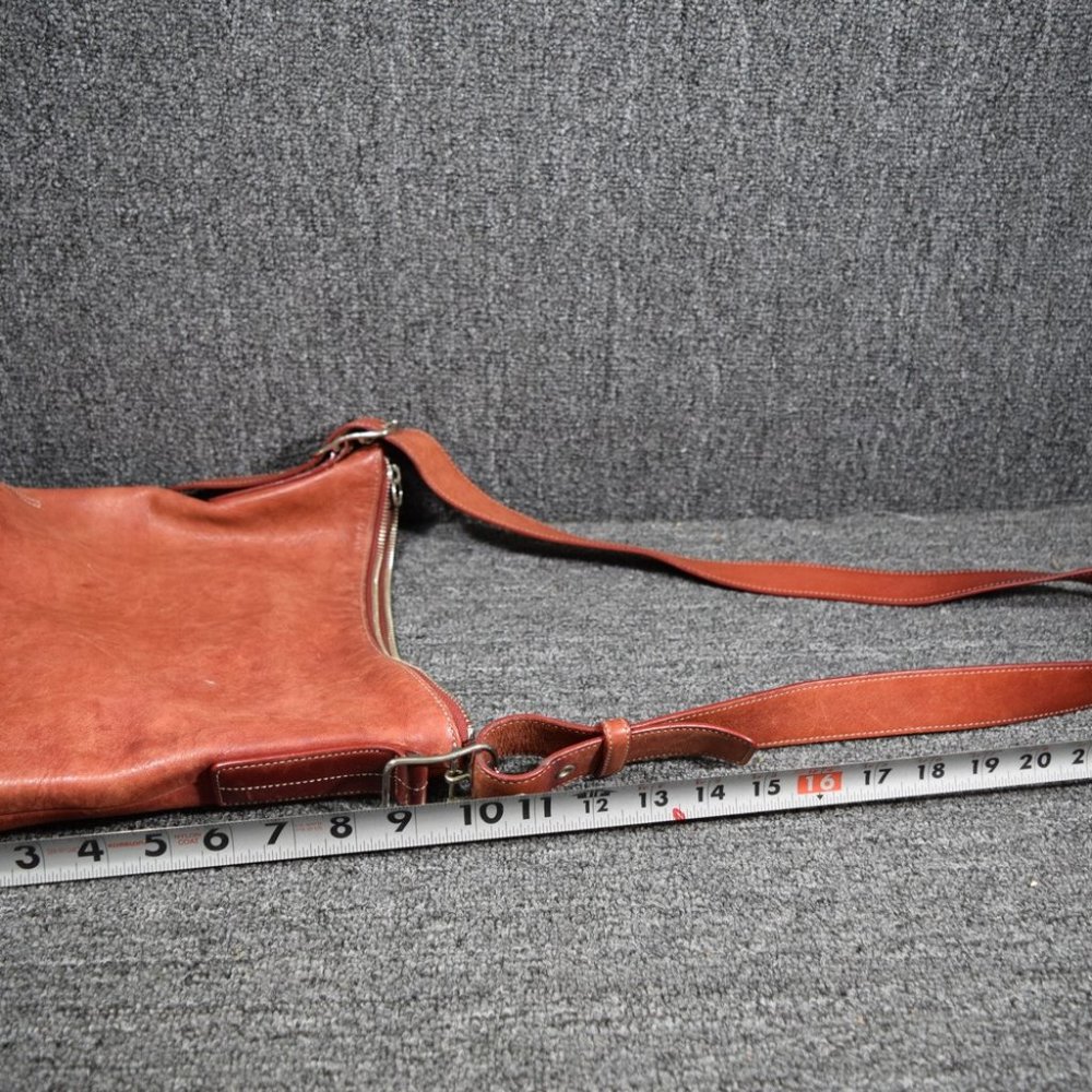 Coach Leather Shoulder Bag M2S-9326 - Picture 2 of 6